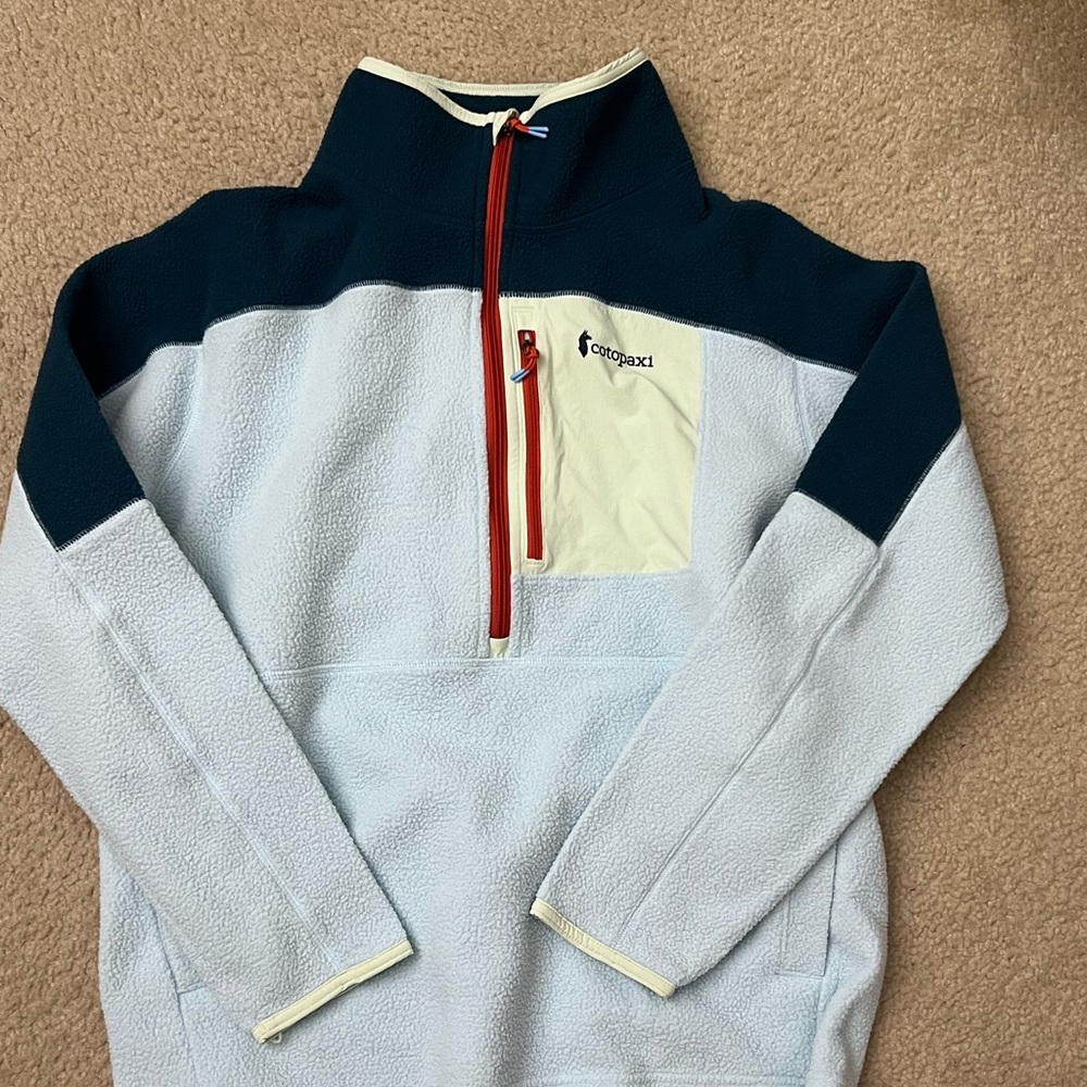 Cotopaxi fleece shirt